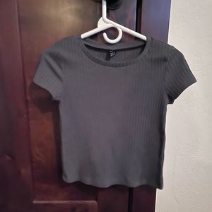Grey ribbed material crop top